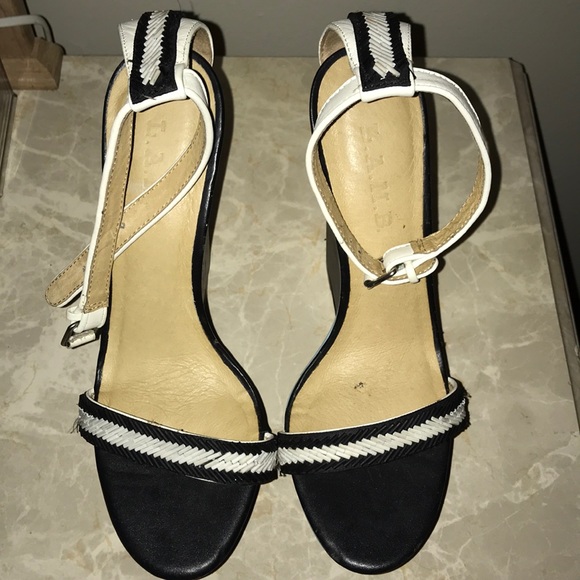 L.A.M.B. white/blue/black colorblock beaded wedges - Picture 5 of 7